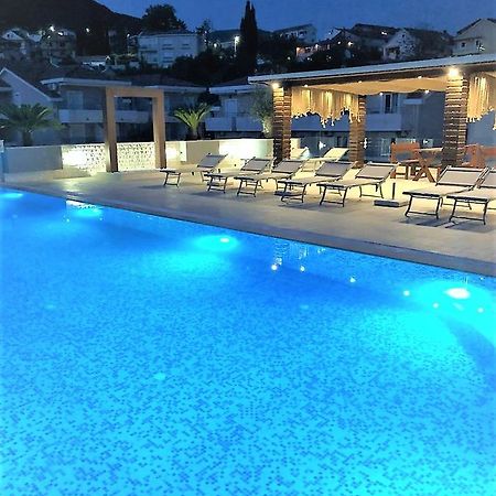 Apartment Sun Village Goran Херцег-Нови Экстерьер фото