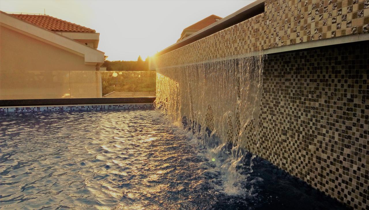 Apartment Sun Village Goran Херцег-Нови Экстерьер фото
