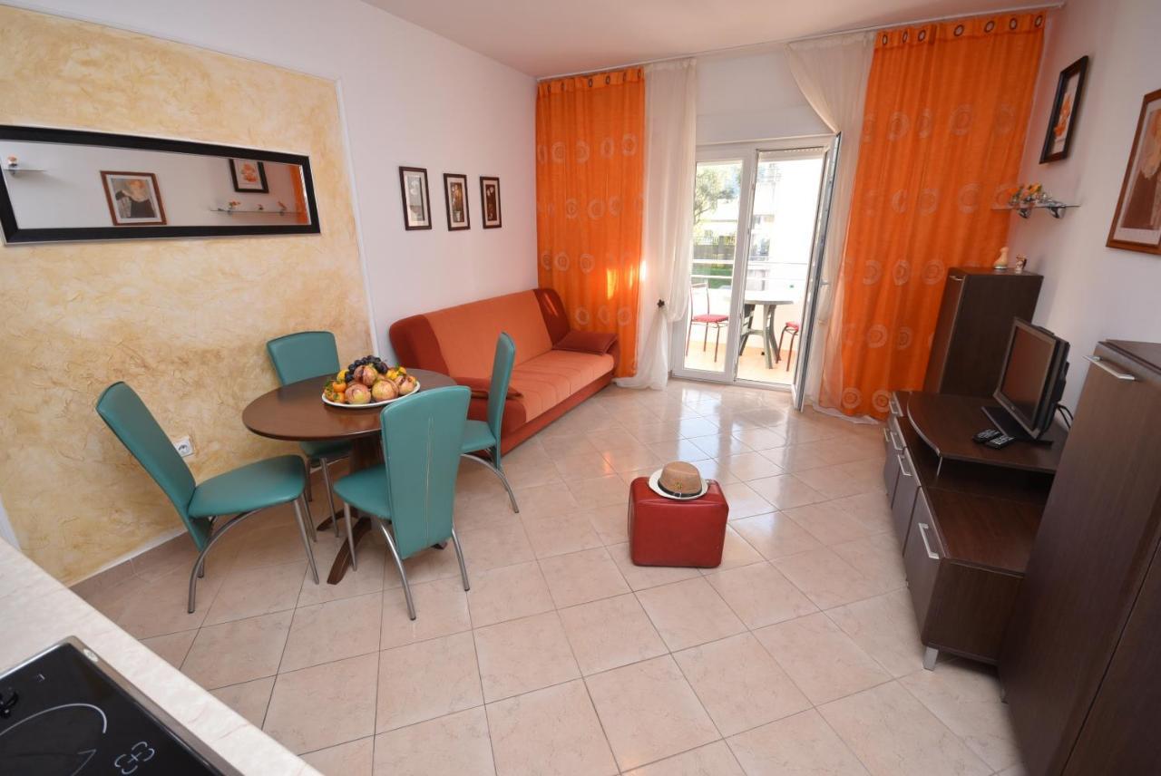 Apartment Sun Village Goran Херцег-Нови Экстерьер фото