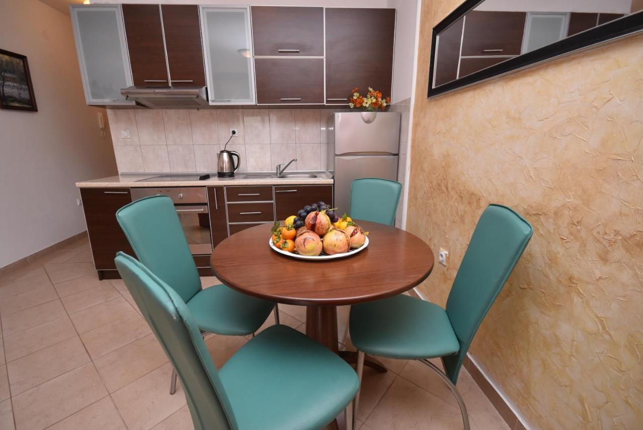 Apartment Sun Village Goran Херцег-Нови Экстерьер фото