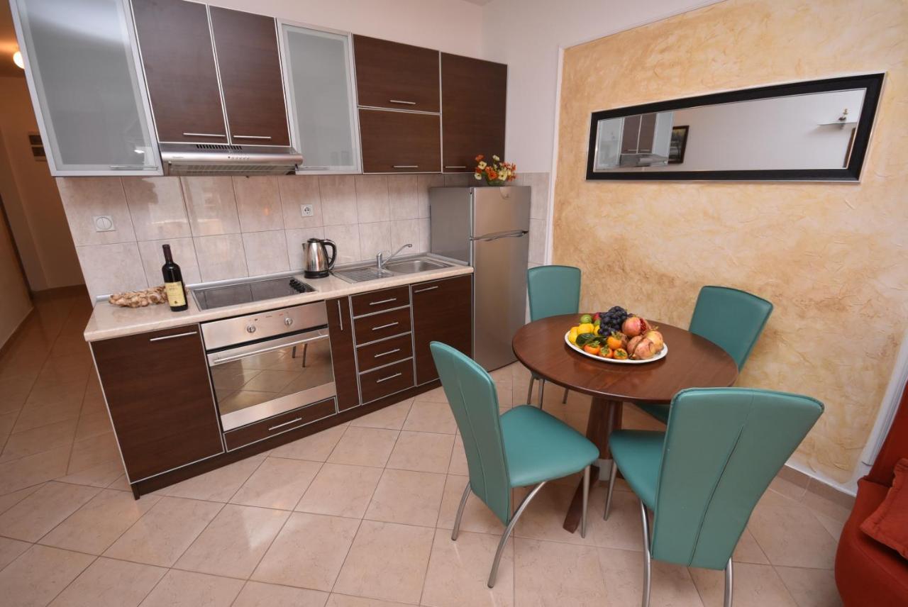 Apartment Sun Village Goran Херцег-Нови Номер фото